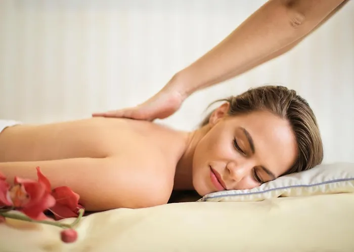 Hof Kranichstein Хостел